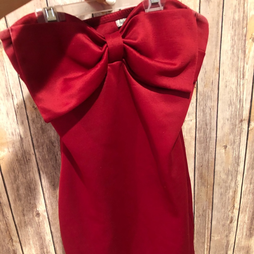 Strapless dress